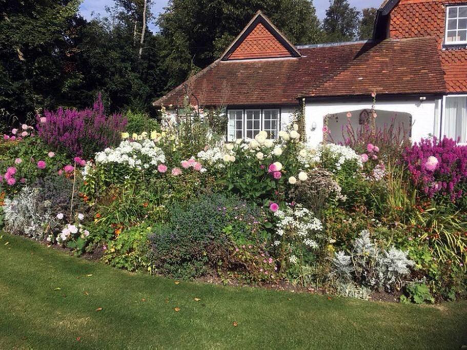 Highfield Lodge Tring Eksteriør bilde